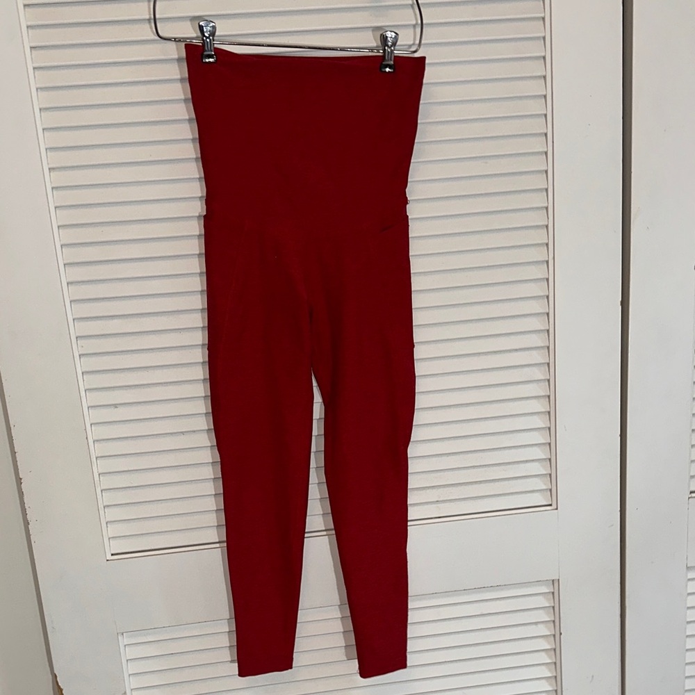 Beyond the Bump Vibrant Red Leggings